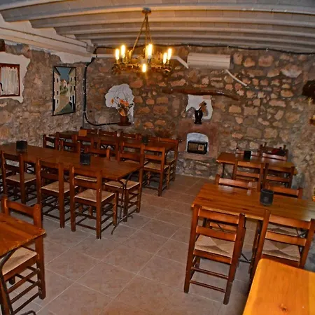 Rural Cal Picarol Locanda 2*